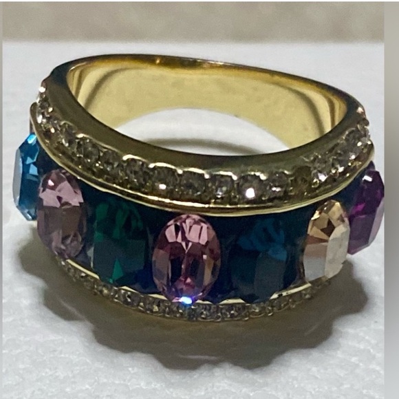 Jewelry - ✨Elegant Gold Multicolor Gemstone Ring✨NEW SIZE 6.5-7 STUNNING 🤩